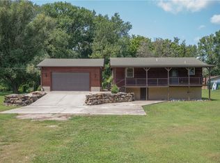 655 Easy St, Noel, MO 64854