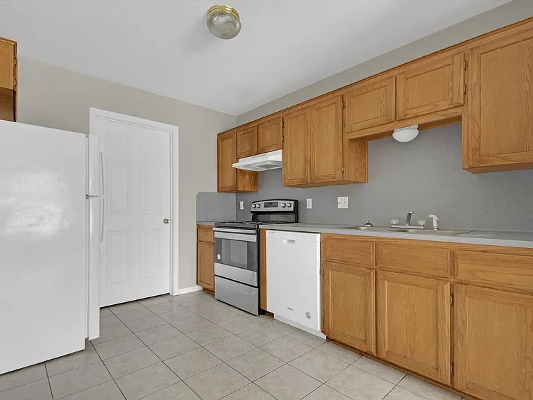 907 North Dr #B — Photo 14