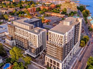 125 Bronte Rd #A0809, Oakville, ON L6L0H1