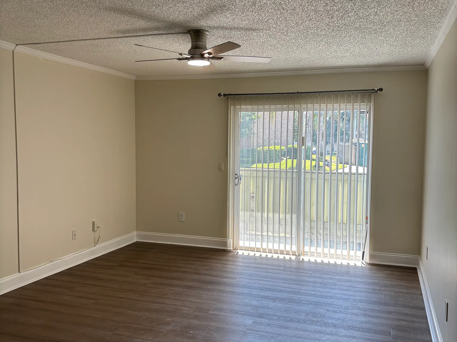 3737 Loretto Rd — Photo 2