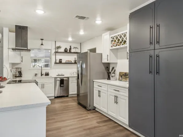 194 Rosewood, New Braunfels, TX 78130