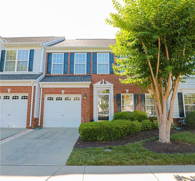 1st image of 10703 Gate House Pl
