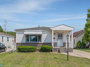 23018 Lambrecht Ave, Eastpointe, MI