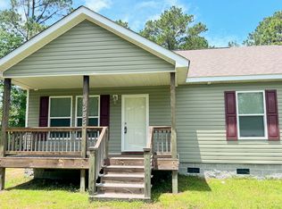 1585 Country Club Dr, Hampstead, NC 28443