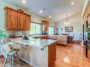 11705 Wide Hollow Rd, Yakima, WA 98908