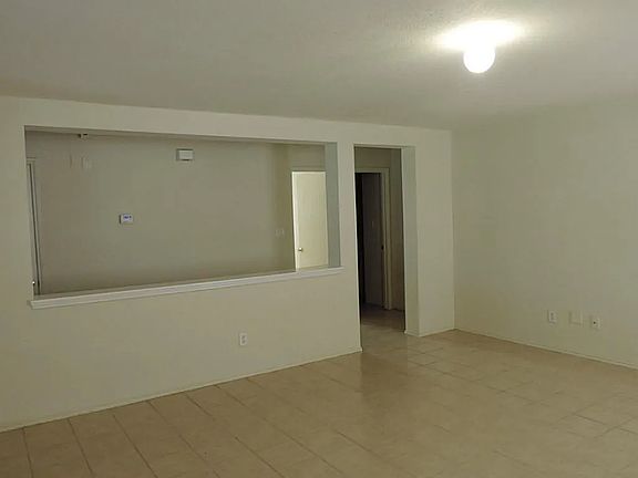 5th image of 5726 Clerkenwell Dr