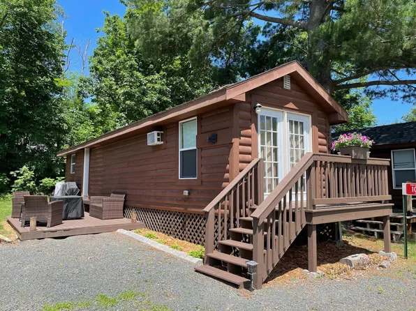 1085 237th Ave, Luck, WI 54853