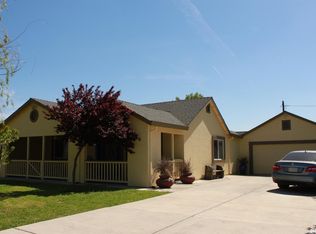 926 U St, Rio Linda, CA 95673