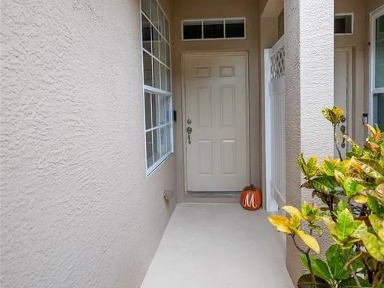 10138 Tranquility Way — Photo 32