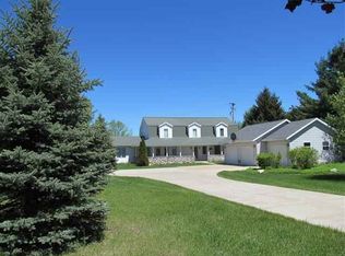 4945 E 32nd Rd, Cadillac, MI 49601