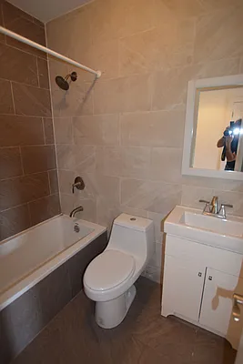 Rented by Makover Group Inc | media 36