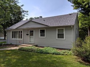 3144 Raymond Ave, Worth, IL 60513