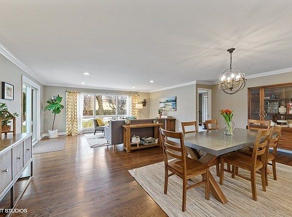 5th image of 1411 W Lexington Dr