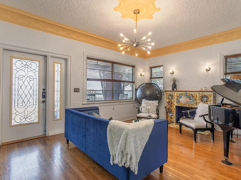 401 S Bermuda Blvd — Photo 17