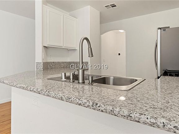 4th image of 9954 Delicate Dew St