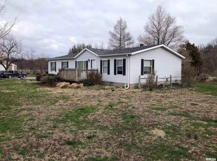 1785 Campground Ln, Xenia, IL 62899