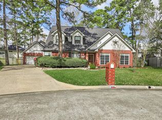 906 W Via Dora Ct, Crosby, TX 77532