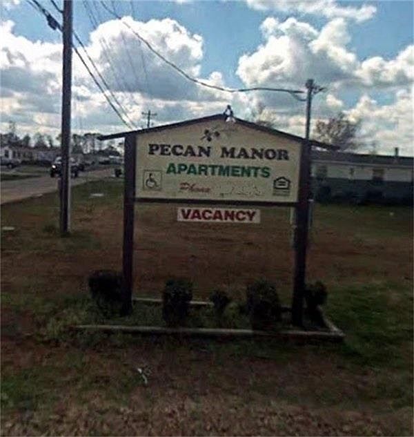 2nd image of 230 Fairgrounds Rd