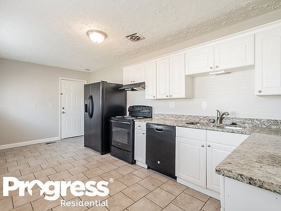 5th image of 517 Daventry Ln