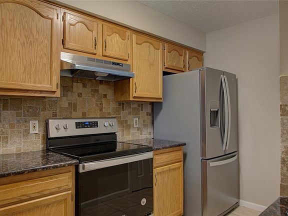 5th image of 14 Keph Dr APT 8