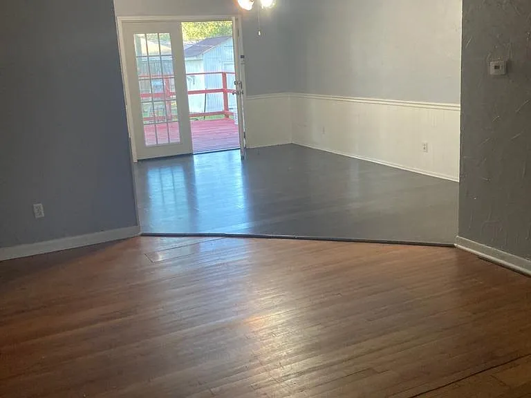 Alamo Ln — Photo 3