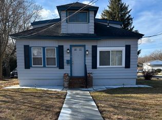 959 S Main St #A, Williamstown, NJ 08094