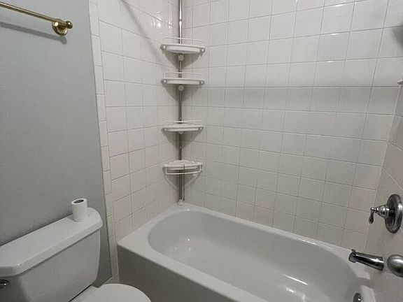 2nd image of 1515 U St NW APT 2A