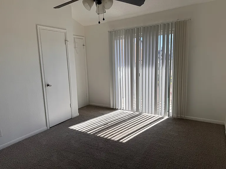 UNIT 521 BEDROOM 2 with balcony