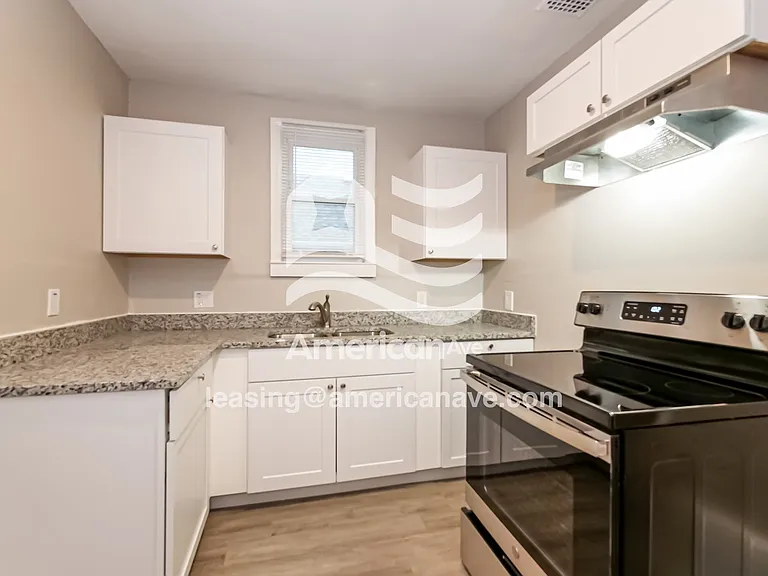 893961_010_wm_-_kitchen_13158064.jpg