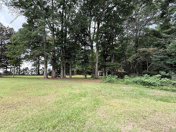 5th image of 1545 Ward Rd