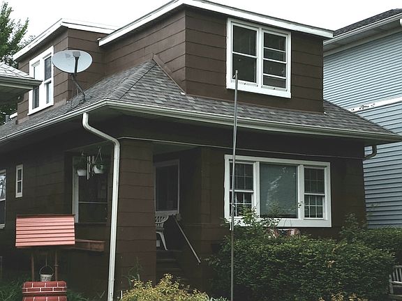 2nd image of 4712 W Belle Plaine Ave