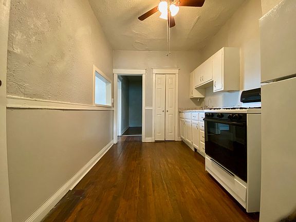 2nd image of 1017-1019 W 39th St #1019-6