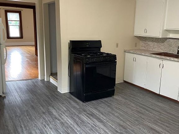 3rd image of 519 S Beech St APT 6