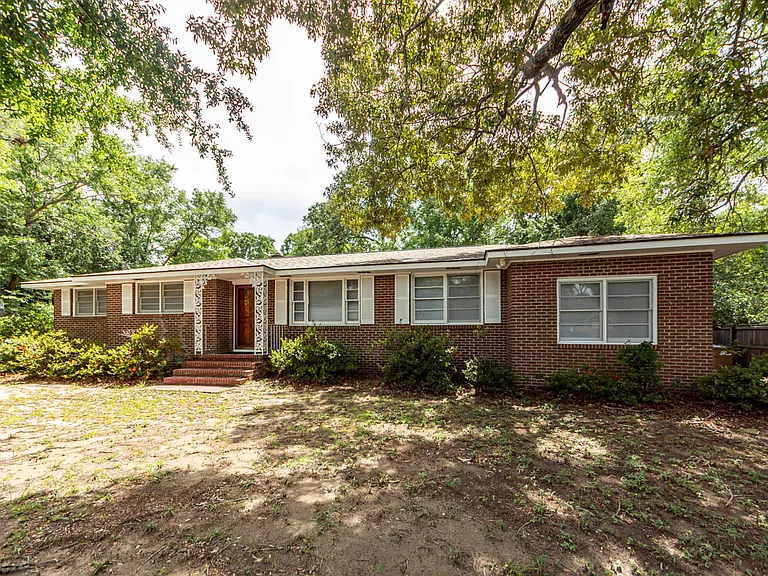 453 Wade Hampton Dr — Photo 45