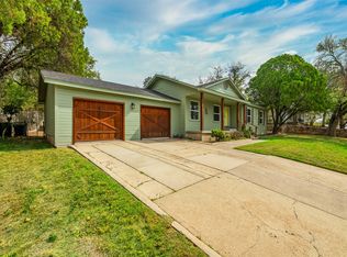 1614 Glenwick Dr, Fort Worth, TX 76114