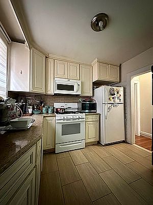 2nd image of 47 74th St #A