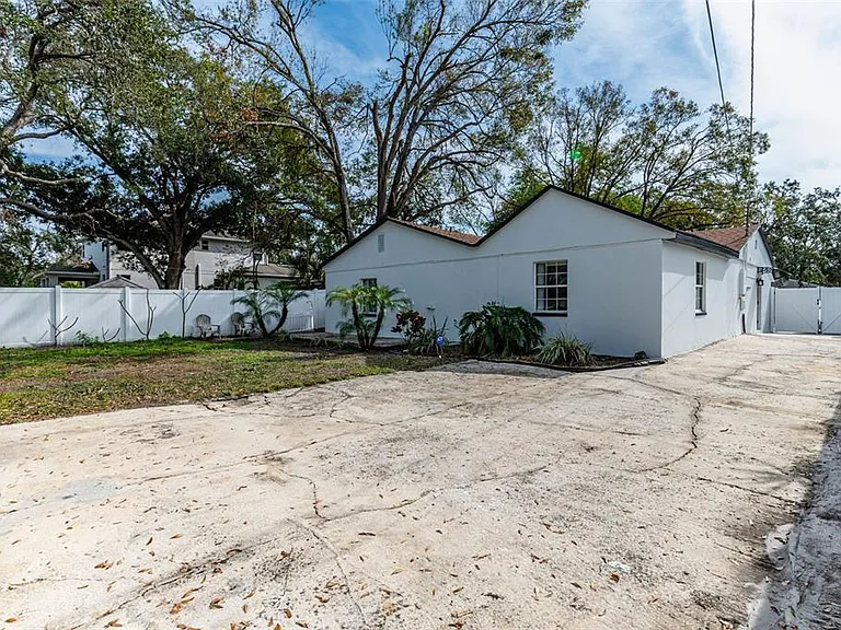 4727 W Bay Vista Ave — Photo 35