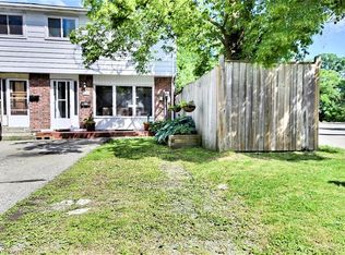541 Parkview Cres, Cambridge, ON N3H 4Z9