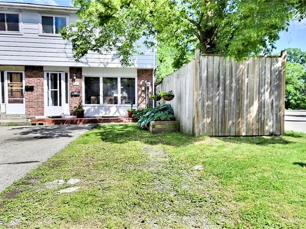 541 Parkview Cres, Cambridge, ON N3H 4Z9