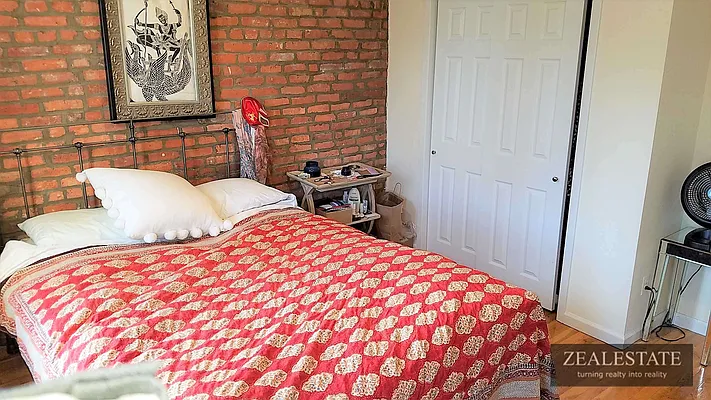 Rented by ZealEstate Group Inc | media 102