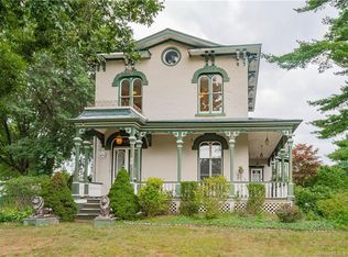 82 Willard Ave, Newington, CT 06111