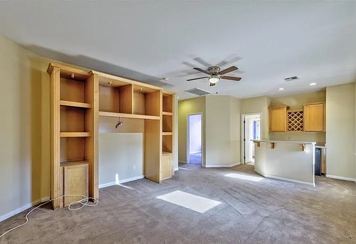 10852 Montasola St — Photo 9