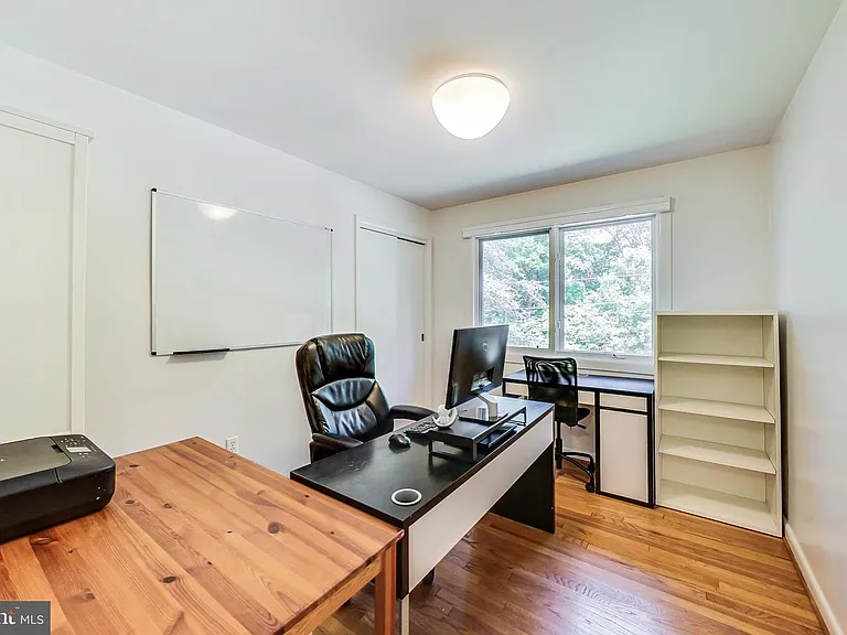 6515 E Halbert Rd — Photo 32