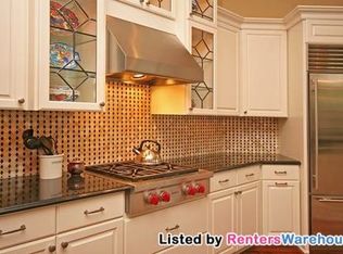 8759 Lake Riley Dr, Chanhassen, MN 55317