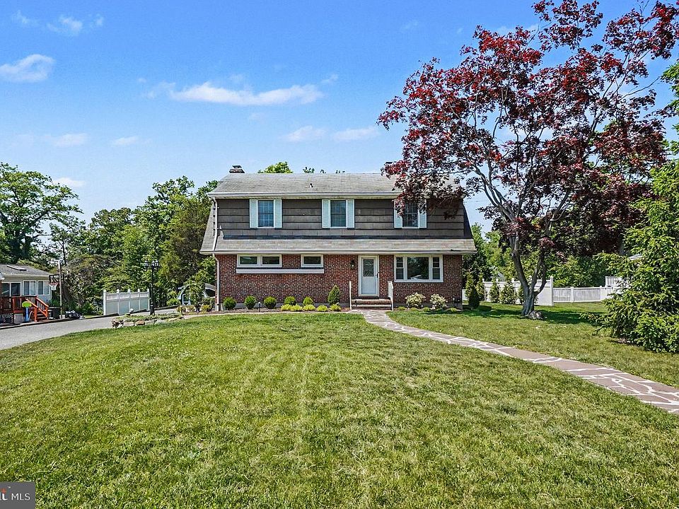 1st image of 9204 Snyder Ln