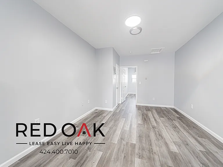 1032-1036 S Normandie Ave #1032-202 — Photo 4