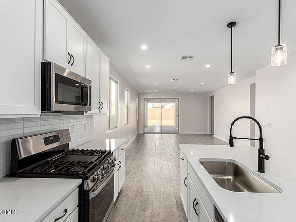 5th image of 17868 W BLUE SKY Drive