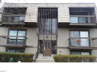 9601 Sunrise Blvd UNIT K18, North Royalton, OH 44133