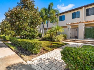 811 Highland St N, Saint Petersburg, FL 33701