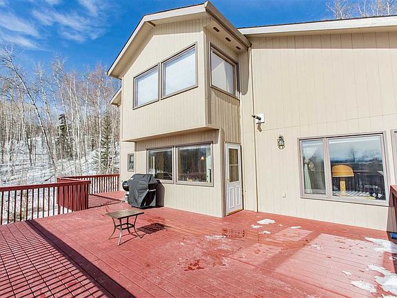 3rd image of 535 Crestmont Dr